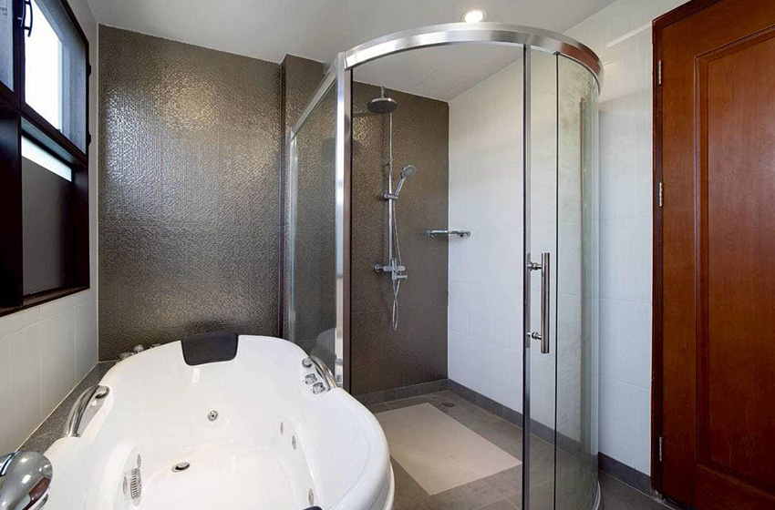 House with Private Pool in Rama 9 